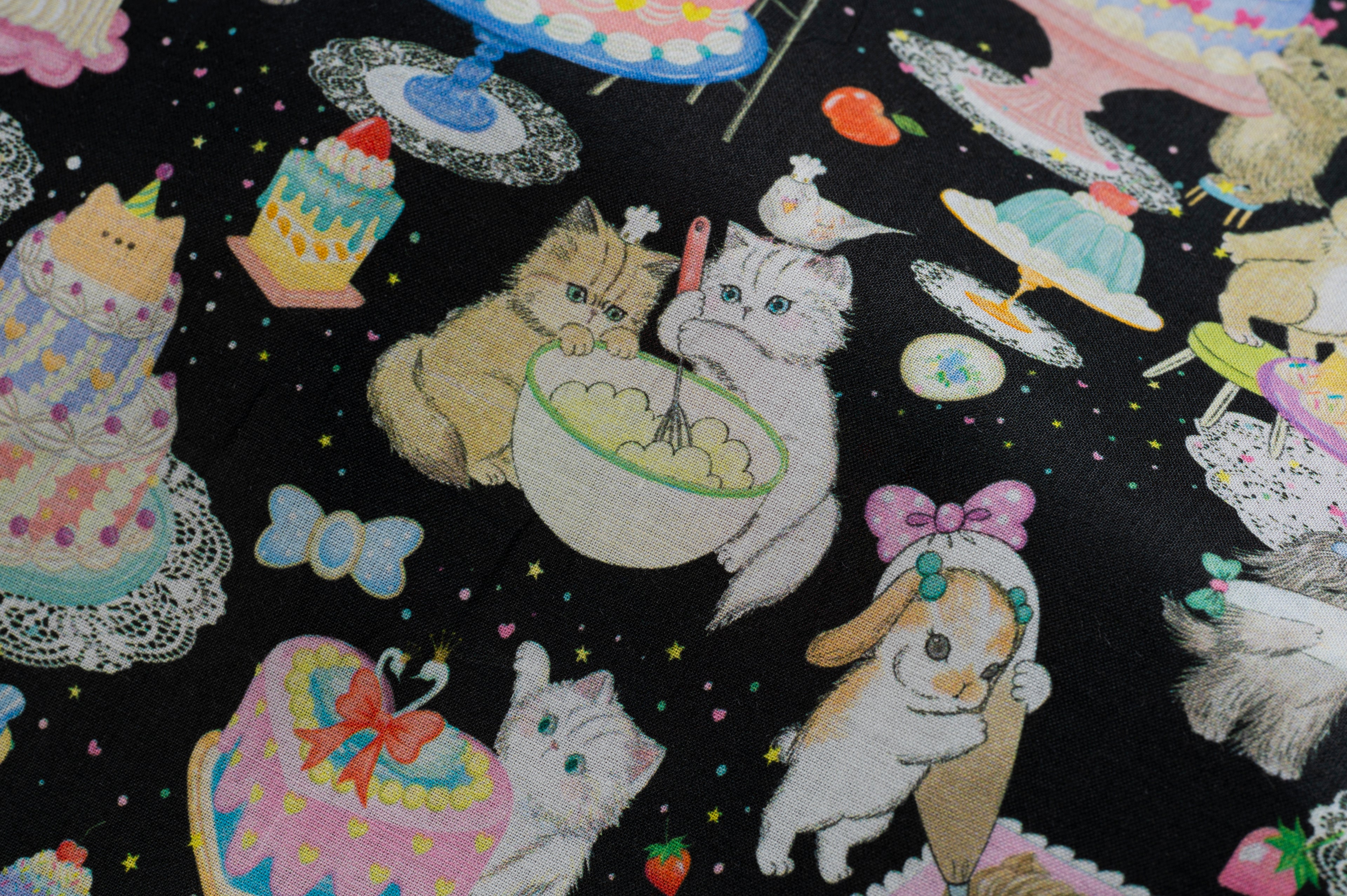 Kitten Tea Party - Black