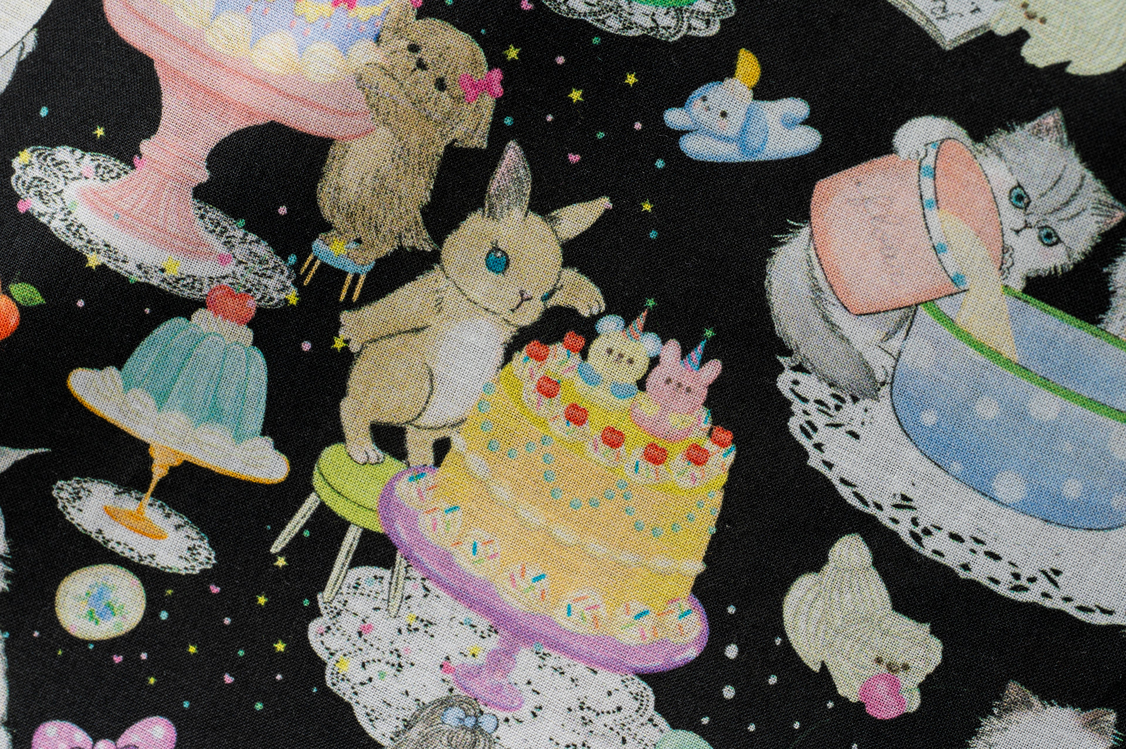 Kitten Tea Party - Black